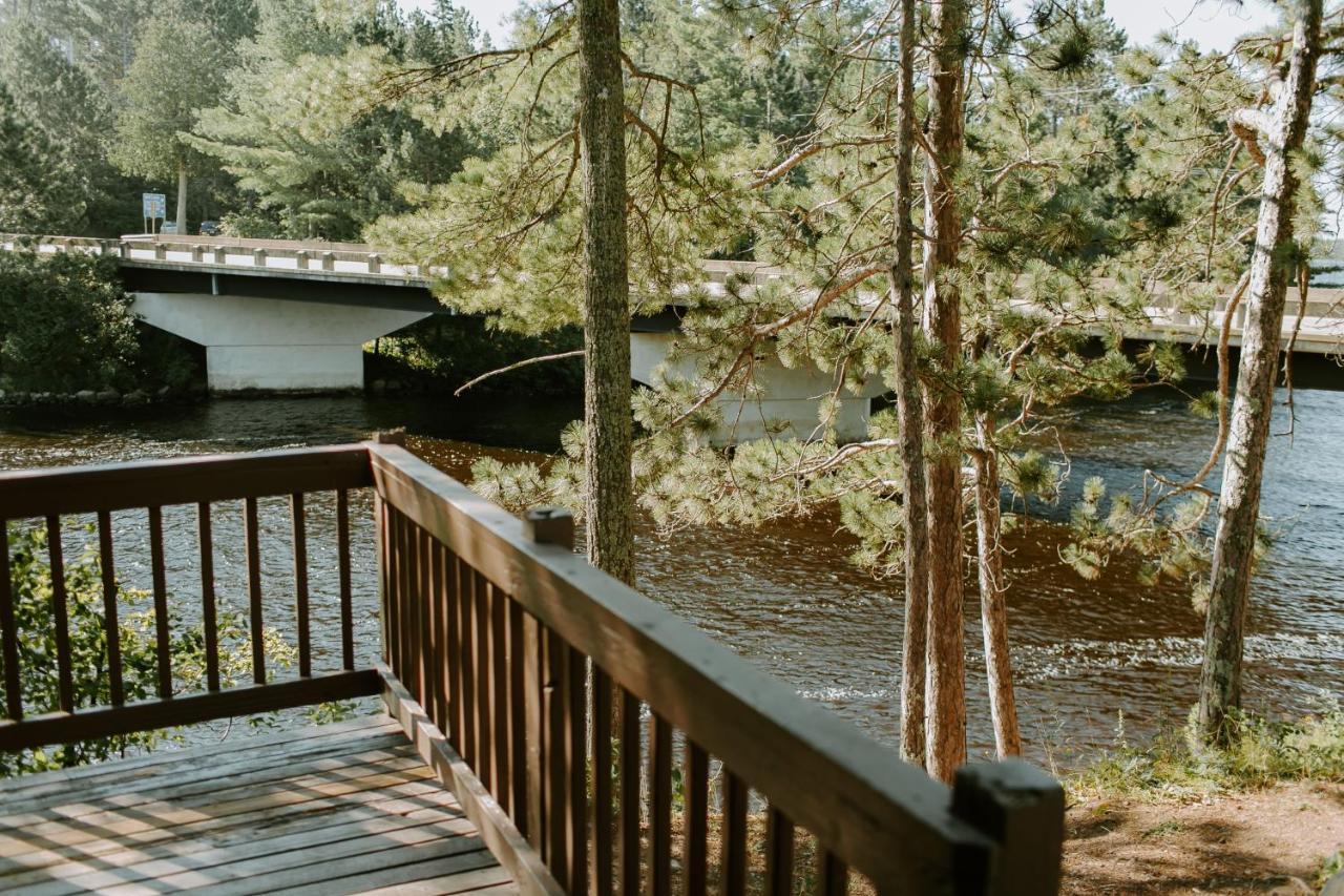Silver Rapids Lodge & Campground Ely Exterior foto