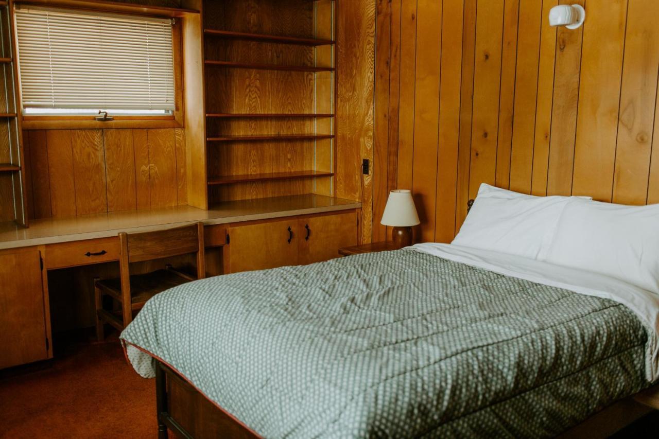 Silver Rapids Lodge & Campground Ely Exterior foto